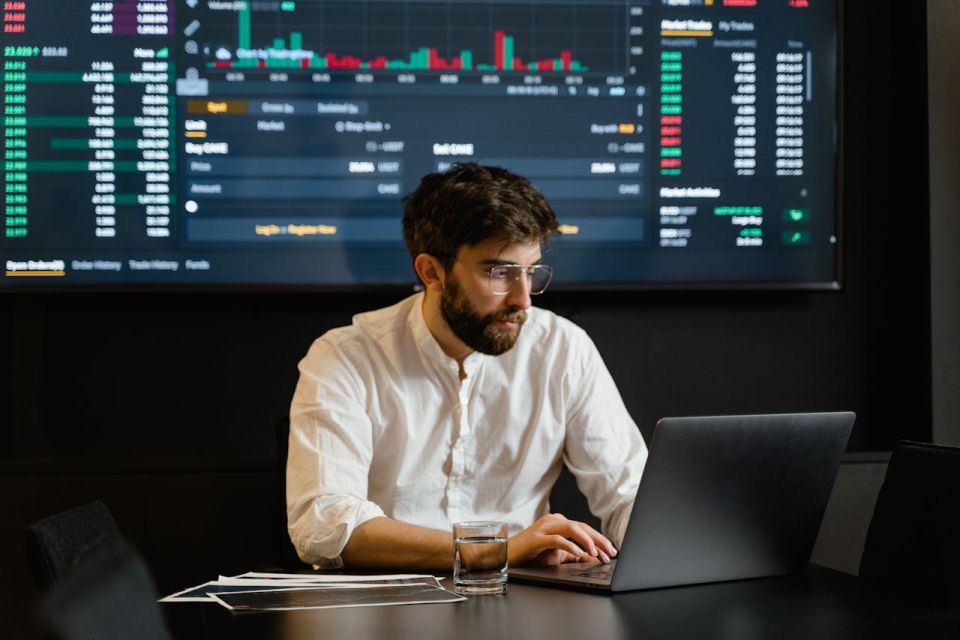 Czym zajmuje się broker? Podstawowe informacje - galeria
