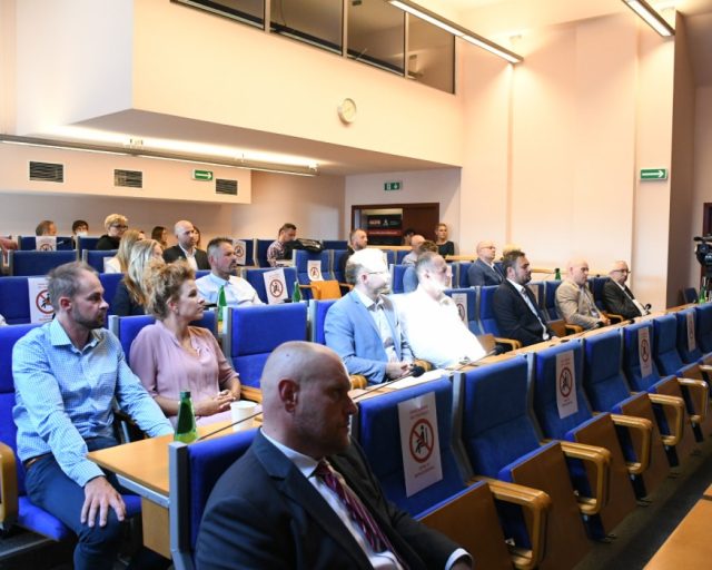 Ponad 66 mln zł. dla przedsiębiorstw z woj. śląskiego w ramach wsparcia w walce ze skutkami pandemii Covid-19