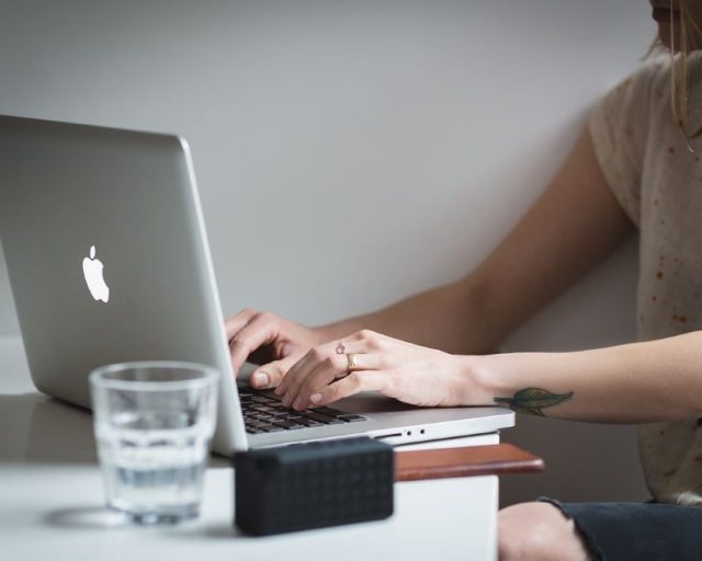 Obowiązkowy Krajowy System e-Faktur znów przesunięty