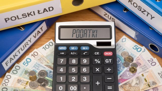 ZUS: przedsiębiorcy dotknięci powodzią mogą starać się o umorzenie składek na ubezpieczenia społeczne