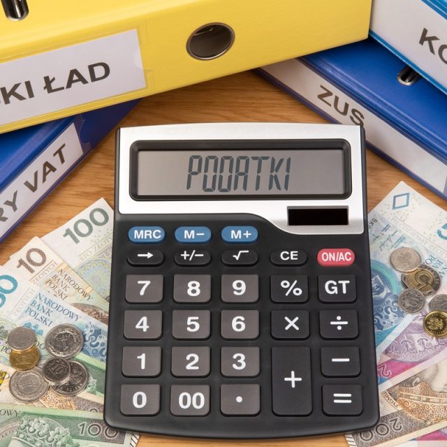 ZUS: przedsiębiorcy dotknięci powodzią mogą starać się o umorzenie składek na ubezpieczenia społeczne