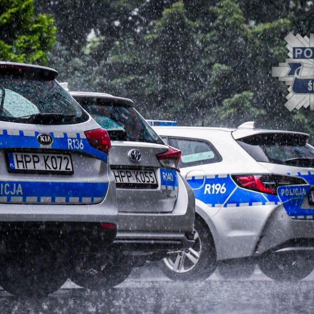 Pierwsze intensywne opady i dziesiątki zdarzeń na drogach województwa śląskiego