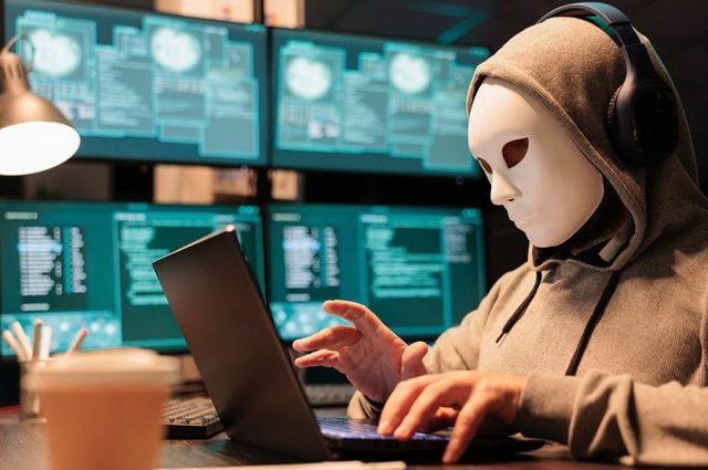 Oszustwo metodą „na pracownika banku” – kobieta straciła ponad 22 tysiące złotych