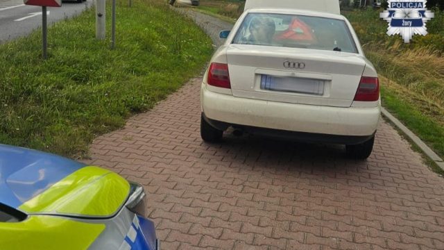 Bez prawa jazdy, pod wpływem i w przywłaszczonym aucie – duet kierowców zatrzymany w Żorach