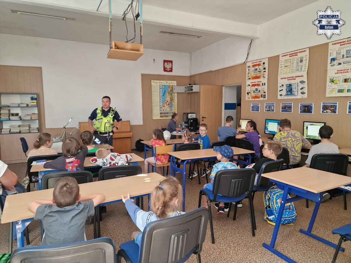 W Bytomiu trwa akcja "Bezpieczna droga do szkoły"