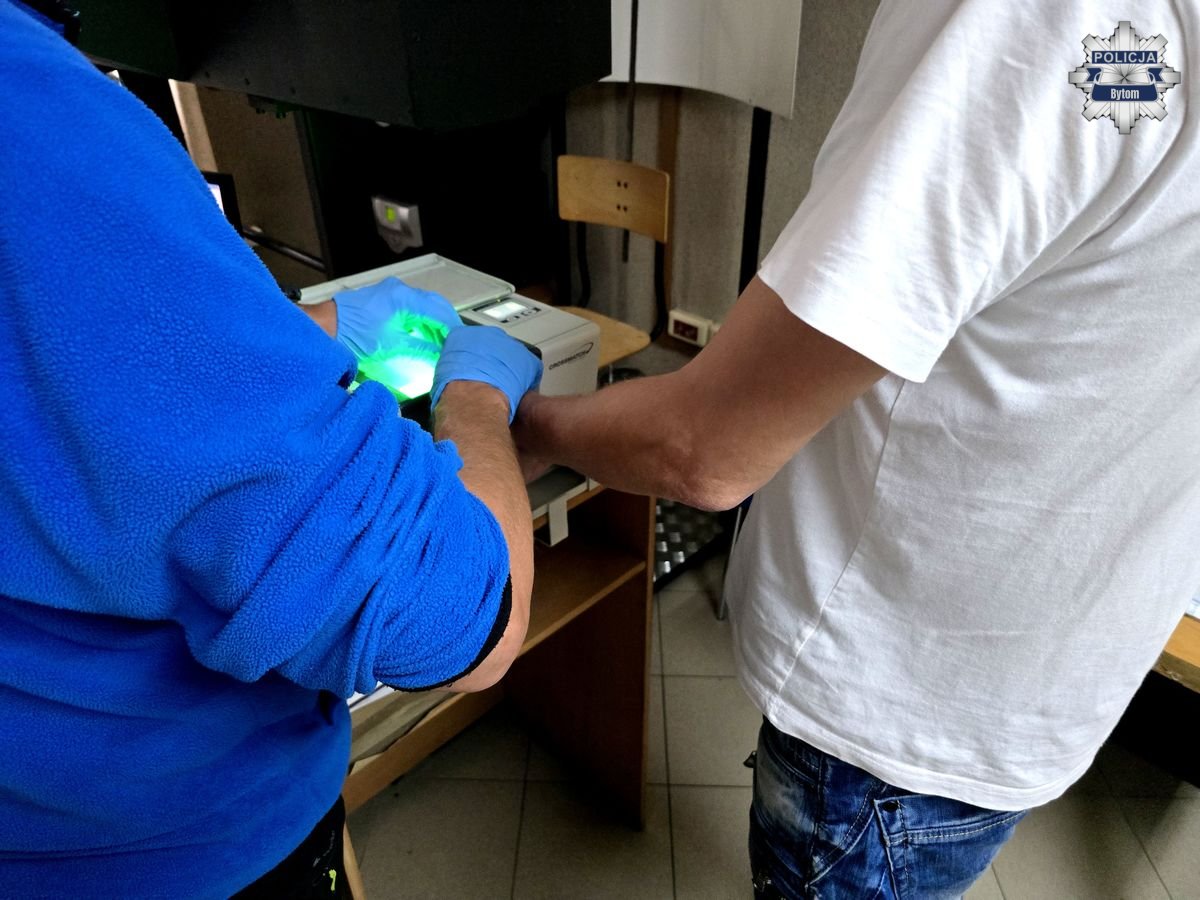 Zatrzymany z narkotykami próbował przekupić policjantów blikiem